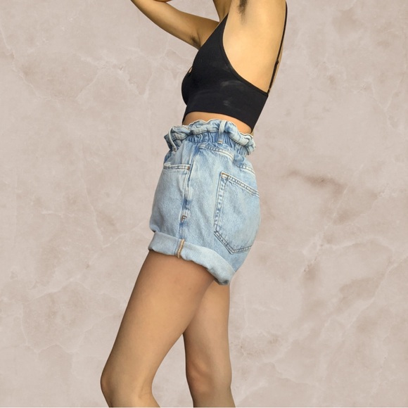 Frame Light Blue Denim Short With Ruffled Waist - Picture 3 of 3